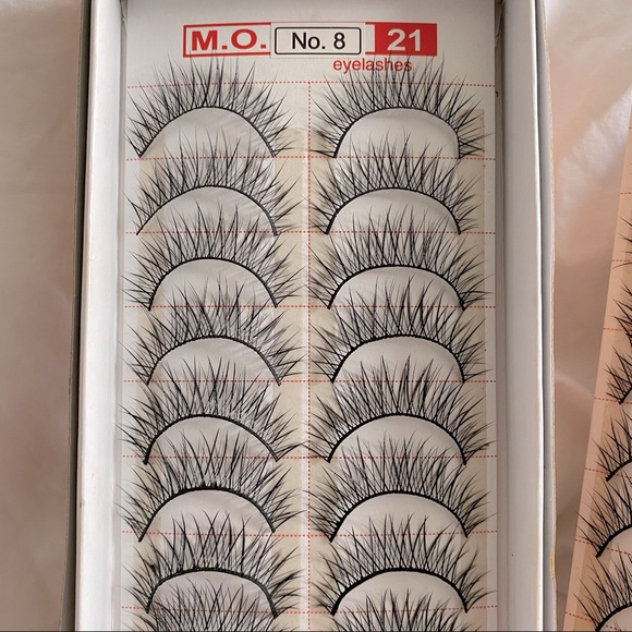 NEW 21 SETS OF EYELASHES FALSE LASHES BLACK BUNDLE - Picture 2 of 15